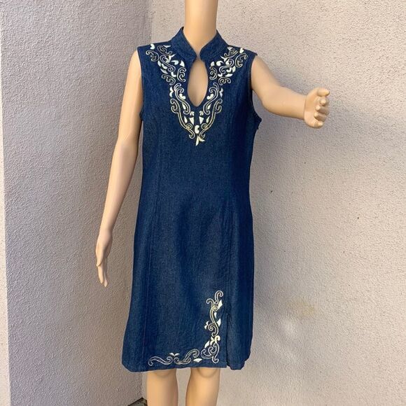 Forenza Denim Gold Embroidery V Neck Collar Zipper Woman’s Size 12 Dress India - Picture 1 of 6